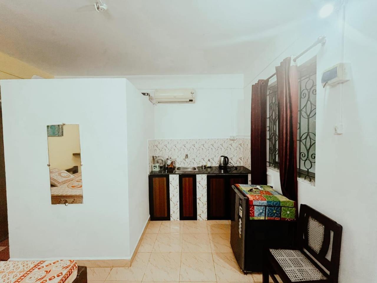 Jes Guest House Majorda Bagian luar foto
