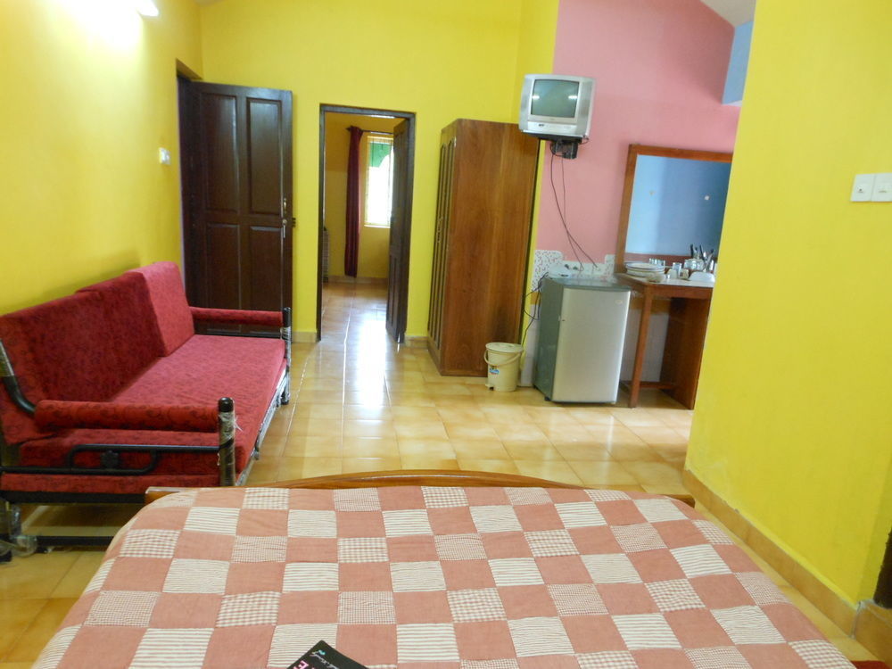 Jes Guest House Majorda Bagian luar foto