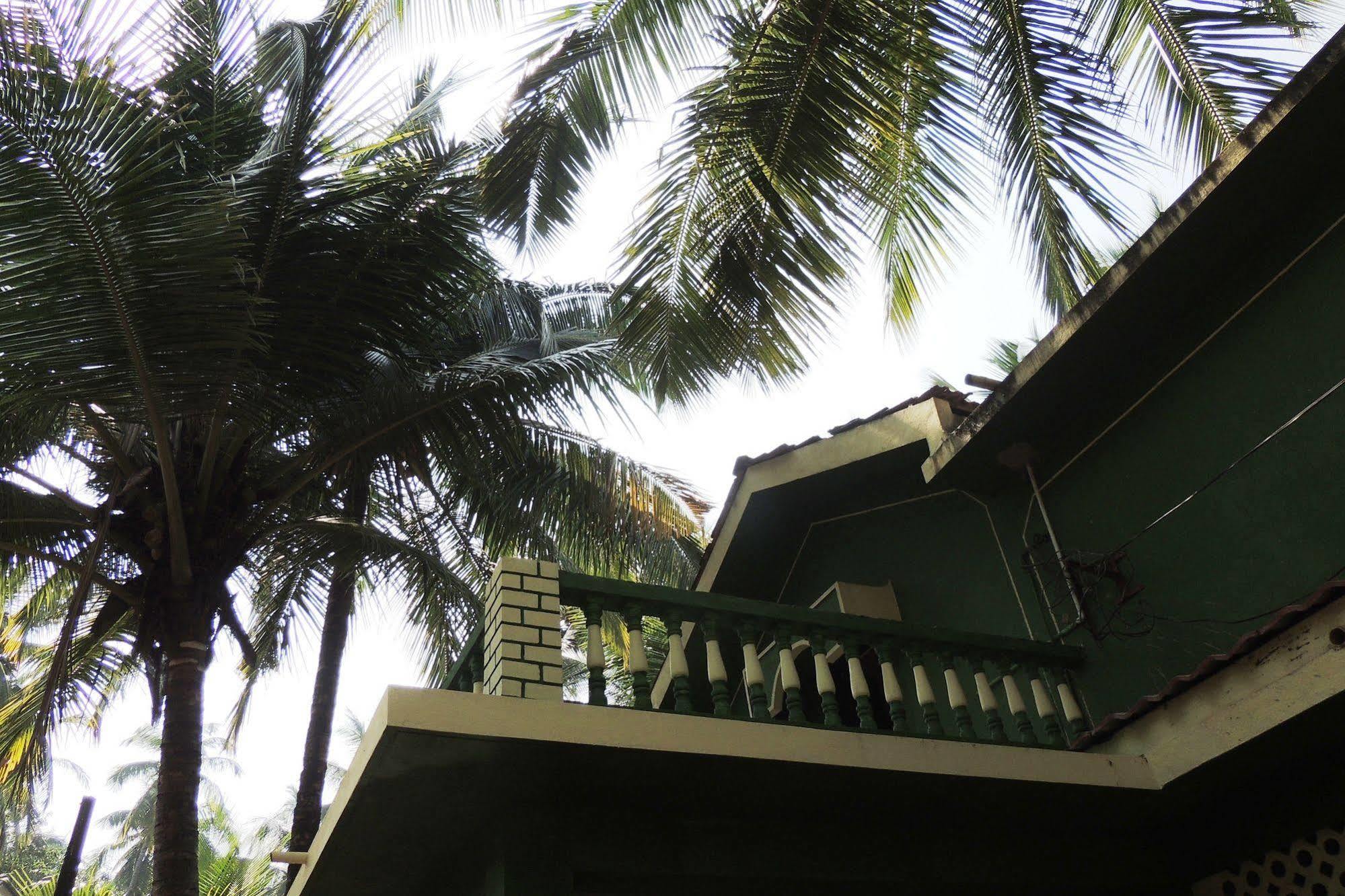 Jes Guest House Majorda Bagian luar foto