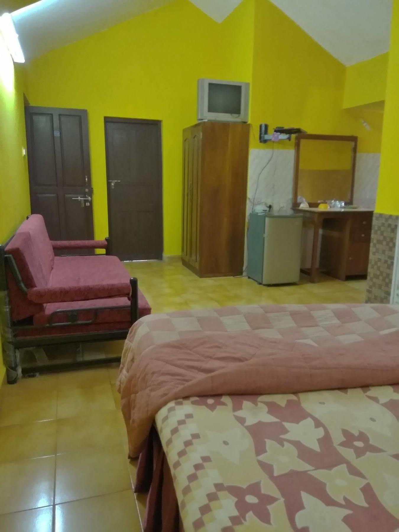 Jes Guest House Majorda Bagian luar foto
